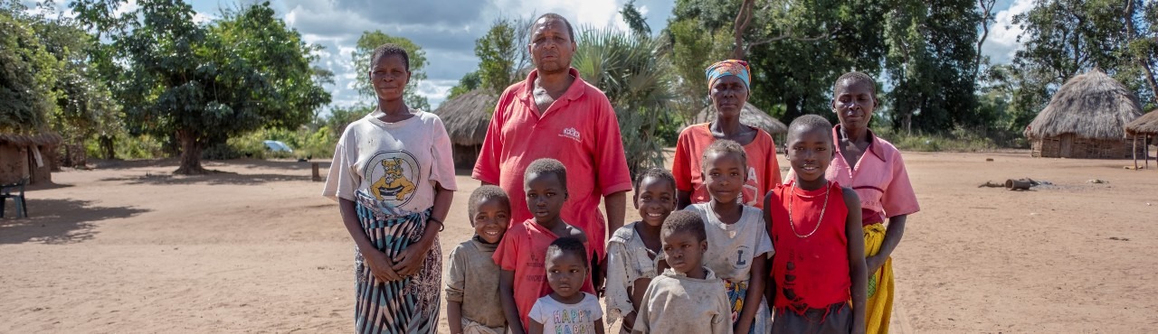 familia-mozambique-azada-verde familia-mozambique-azada-verde